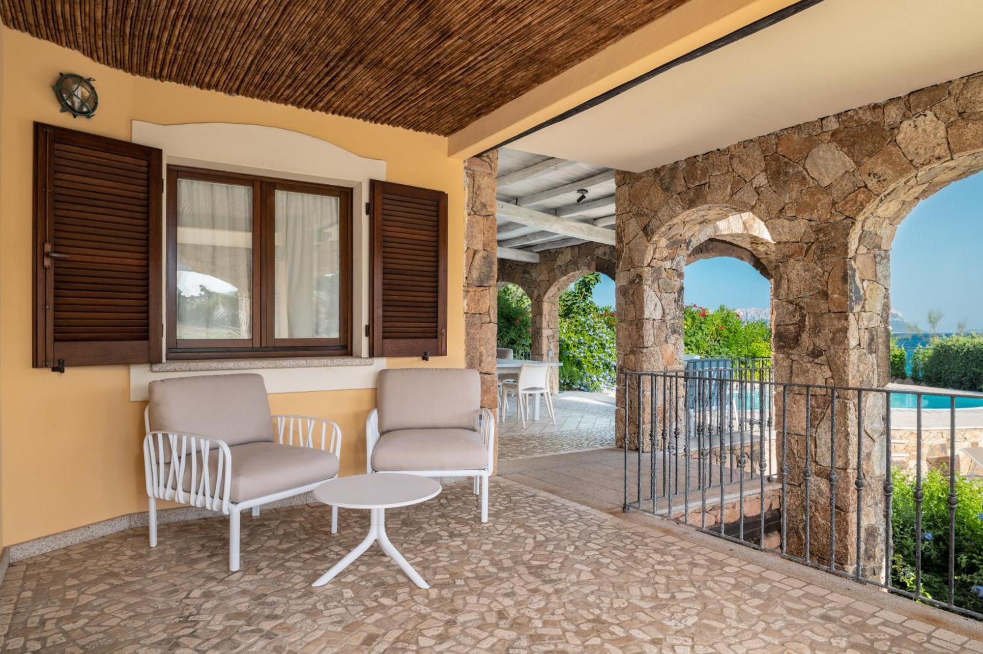 Villa Mimosa Golfo Aranci Exterior photo